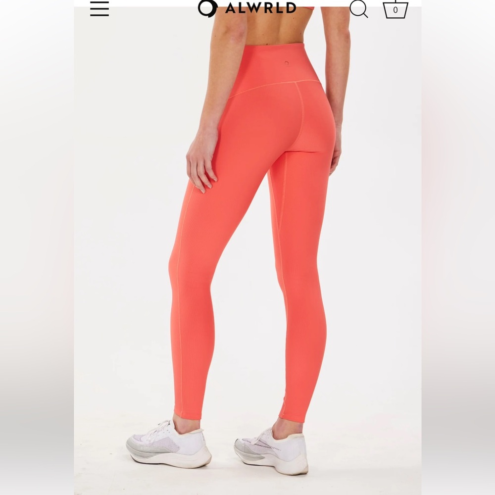 Alwrld Women's‎ Leggings. Small. Orange. 26” inseam. Like new! - Picture 7 of 7